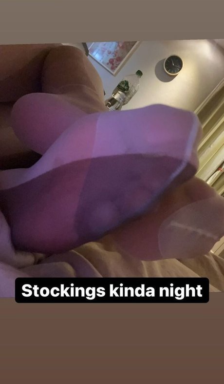 Nacktes geleaktes OnlyFans-Foto von Maggiechow123