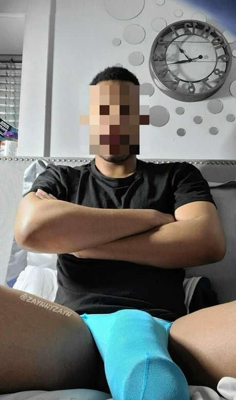 Nacktes geleaktes OnlyFans-Foto von Zaynnyzayn