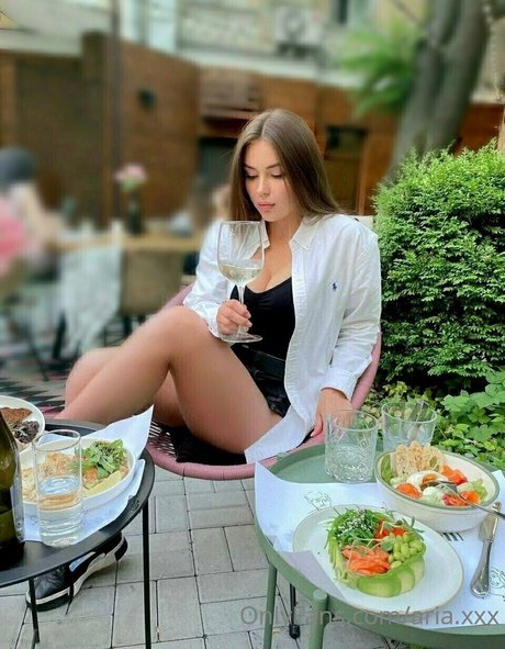 Nacktes geleaktes OnlyFans-Foto von Ariaxxx