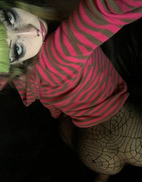 Nacktes geleaktes OnlyFans-Foto von Betty Spook