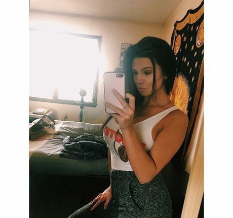 Kaylee Burnett