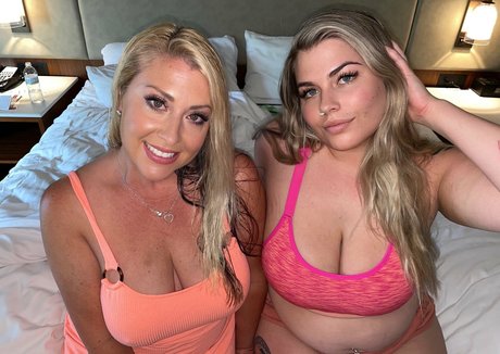 Nacktes geleaktes OnlyFans-Foto von Kittyxnita