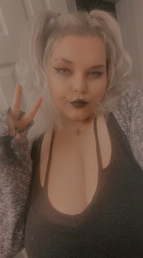 Ivorystarr1