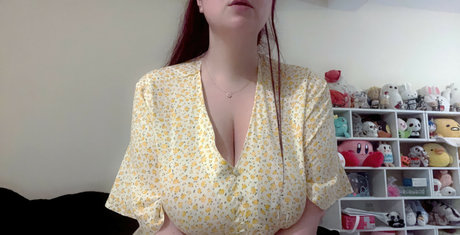 Nacktes geleaktes OnlyFans-Foto von Chibbun