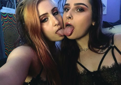 Nacktes geleaktes OnlyFans-Foto von Tatteddbeautyy