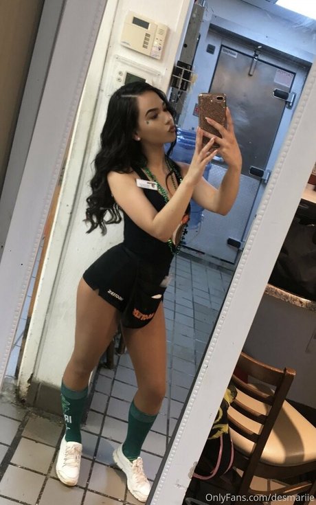 Nacktes geleaktes OnlyFans-Foto von Desmariie