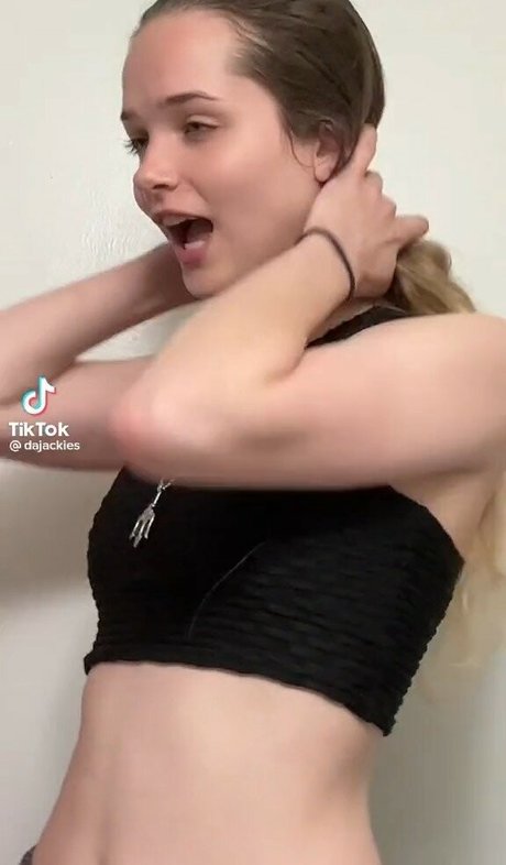 Nacktes geleaktes OnlyFans-Foto von Dajackies