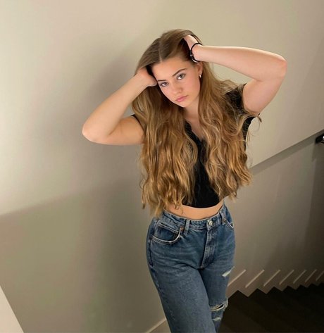 Nacktes geleaktes OnlyFans-Foto von Tatiana Kaer