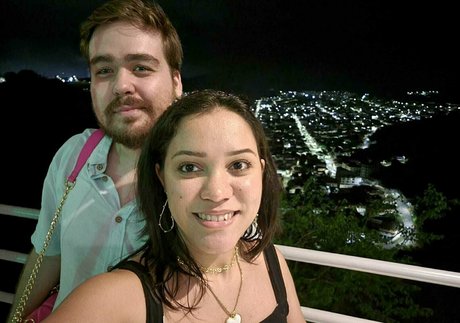 Collegecoupleph