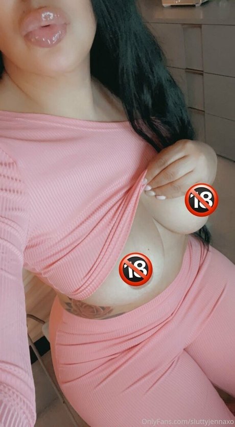 Nacktes geleaktes OnlyFans-Foto von Sluttyjennaxo