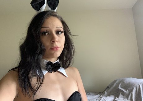 Nacktes geleaktes OnlyFans-Foto von Babyautumnx