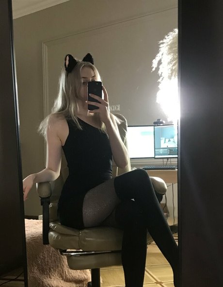 Nacktes geleaktes OnlyFans-Foto von Isabelcutiest