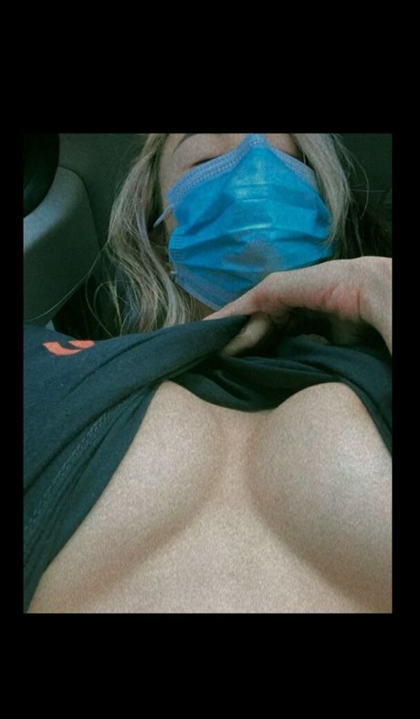 Nacktes geleaktes OnlyFans-Foto von Bunnymutmai