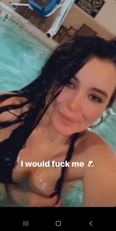 Nacktes geleaktes OnlyFans-Foto von Selena Usaf Babe