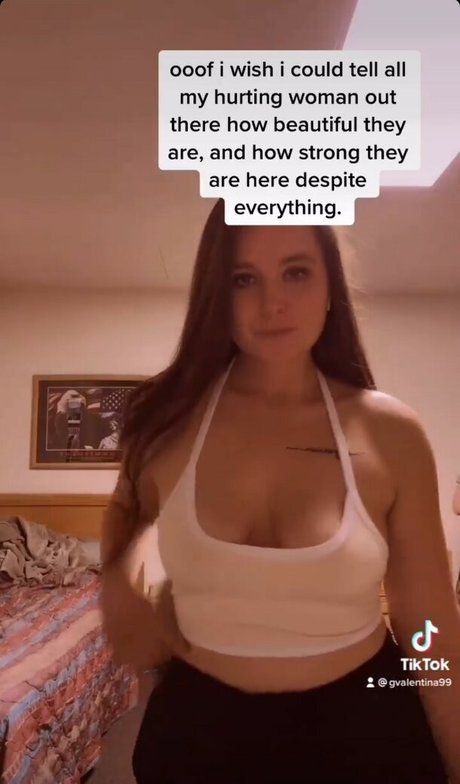 Nacktes geleaktes OnlyFans-Foto von Selena Usaf Babe