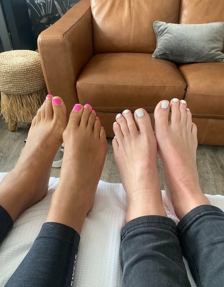 Nacktes geleaktes OnlyFans-Foto von Callyfeet33