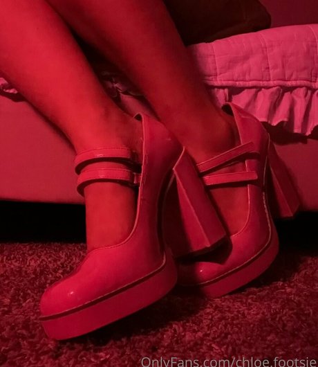 Kayla.footsie