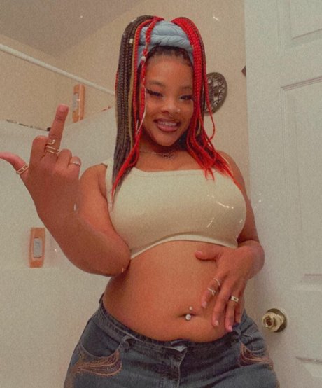 Nacktes geleaktes OnlyFans-Foto von Kandiiikain