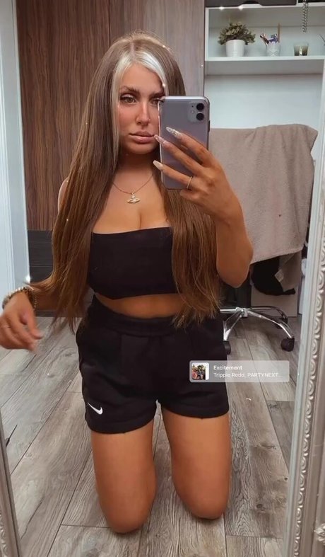 Nacktes geleaktes OnlyFans-Foto von Beth G