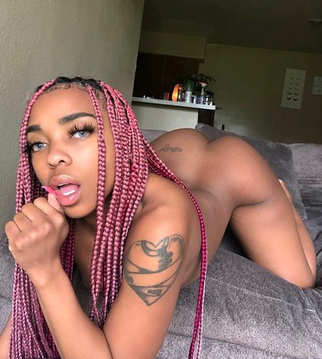 Nacktes geleaktes OnlyFans-Foto von Italybae