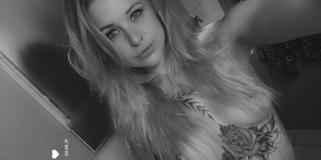 Nacktes geleaktes OnlyFans-Foto von Joymontana