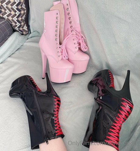 Nacktes geleaktes OnlyFans-Foto von Konekodolls