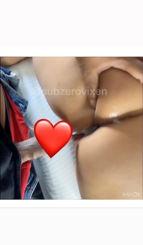 Nacktes geleaktes OnlyFans-Foto von Subzerovixen