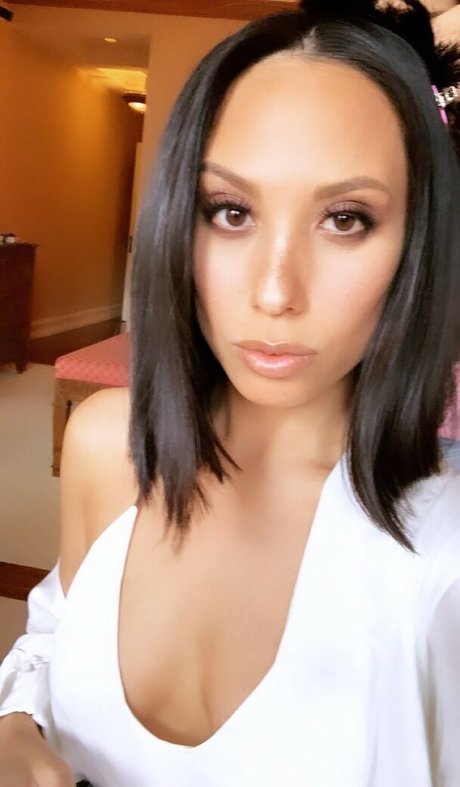 Nacktes geleaktes OnlyFans-Foto von Cheryl Burke