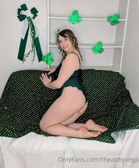 Nacktes geleaktes OnlyFans-Foto von Theabbyvega