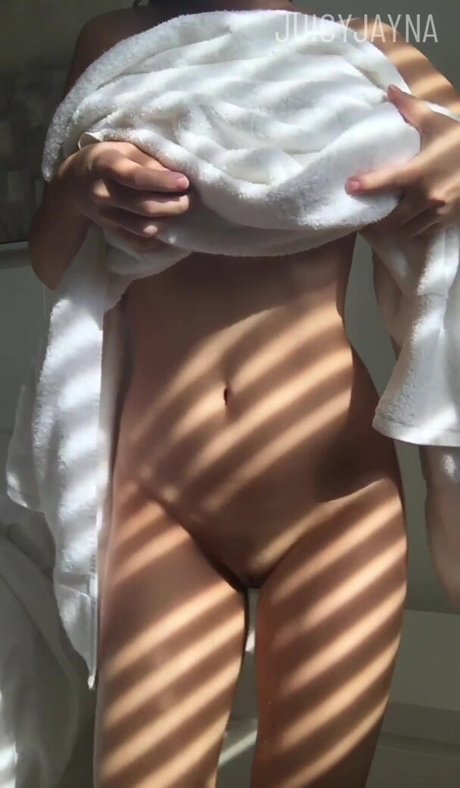 Nacktes geleaktes OnlyFans-Foto von Juicyjayna