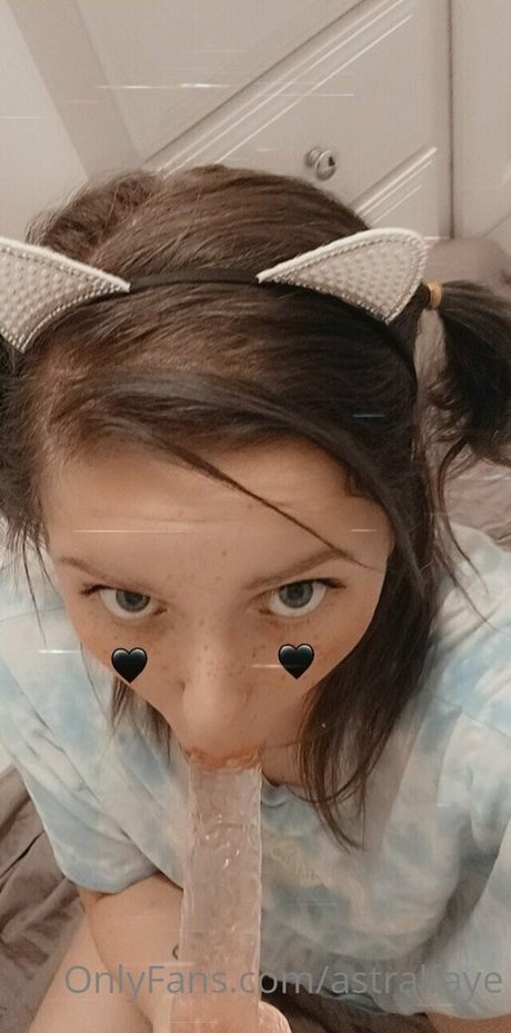 Nacktes geleaktes OnlyFans-Foto von Astralfaye
