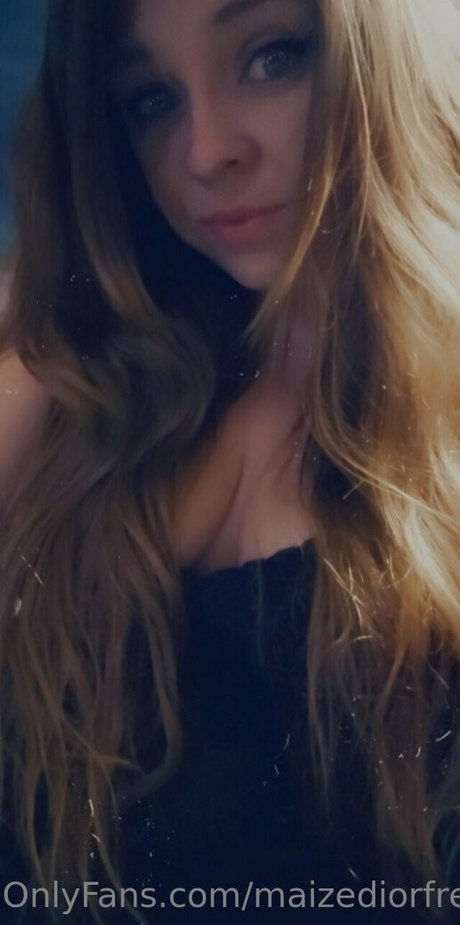 Nacktes geleaktes OnlyFans-Foto von Maizediorfree
