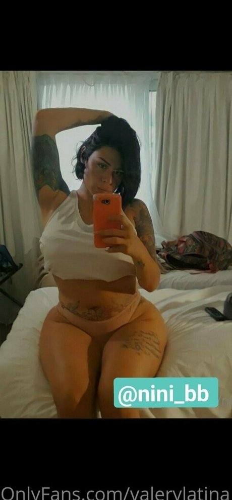 Nacktes geleaktes OnlyFans-Foto von Valerylatina
