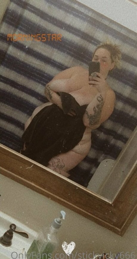 Stickyicky666