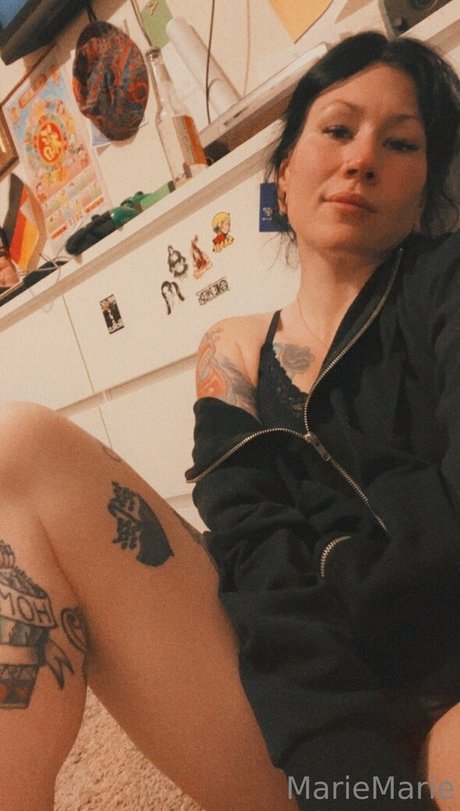 Nacktes geleaktes OnlyFans-Foto von Yoshikosaintjames