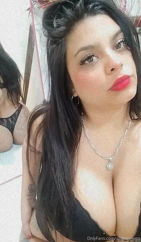 Nacktes geleaktes OnlyFans-Foto von Arianaaileen