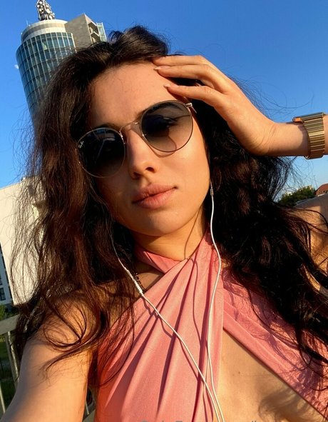 Nacktes geleaktes OnlyFans-Foto von Karaxaen