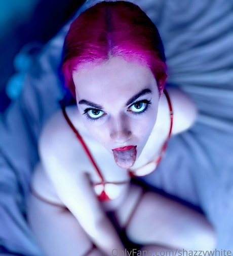 Nacktes geleaktes OnlyFans-Foto von Shazzabluexx