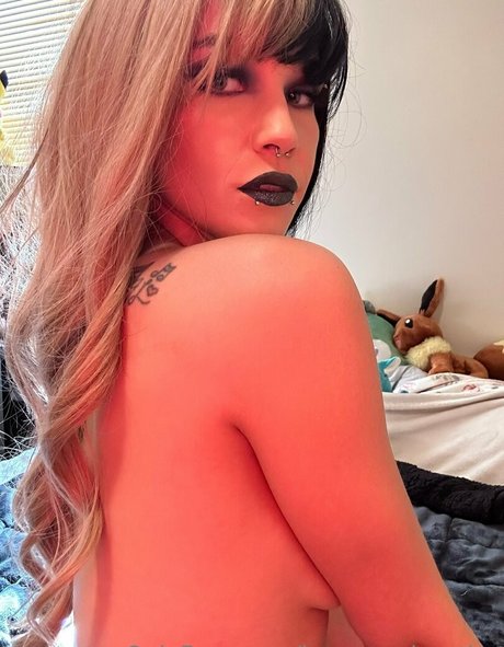 Nacktes geleaktes OnlyFans-Foto von Krowsandcastles