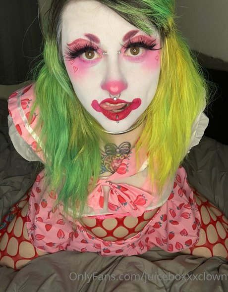 Nacktes geleaktes OnlyFans-Foto von Juiceboxxxclown
