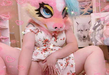 Nacktes geleaktes OnlyFans-Foto von Frisskyfeline