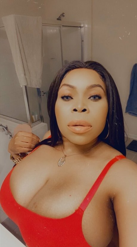 Nacktes geleaktes OnlyFans-Foto von Nubianbeautyxxx