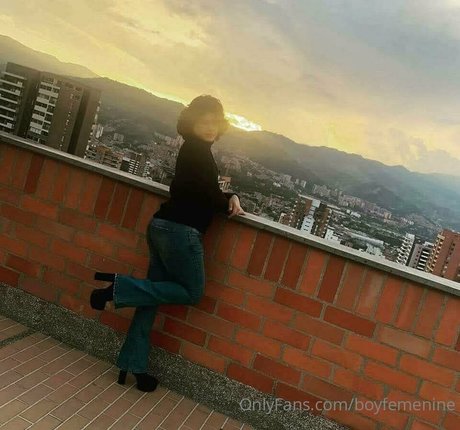 Nacktes geleaktes OnlyFans-Foto von Boyfemenine
