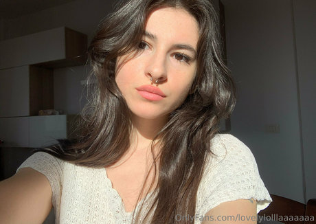Nacktes geleaktes OnlyFans-Foto von Lovelylolllaaaaaaa