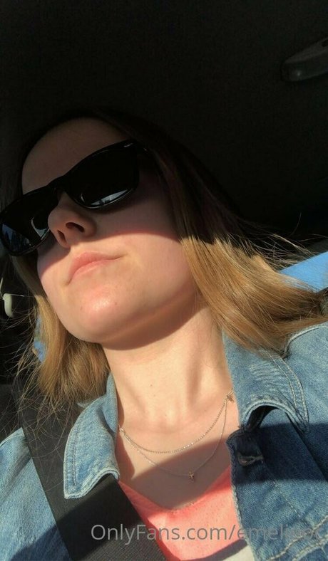 Nacktes geleaktes OnlyFans-Foto von Emelieoc