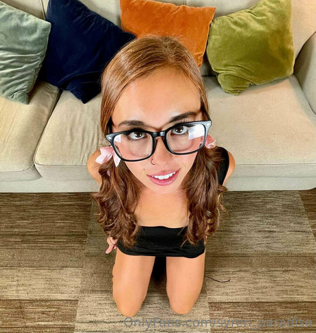 Nacktes geleaktes OnlyFans-Foto von Syrenparadise
