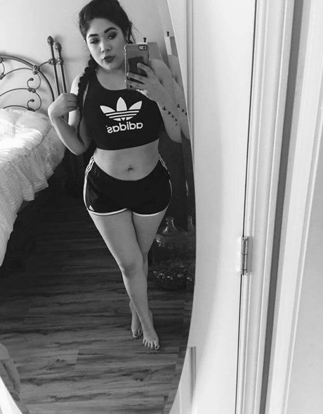 Nacktes geleaktes OnlyFans-Foto von Instahavala321