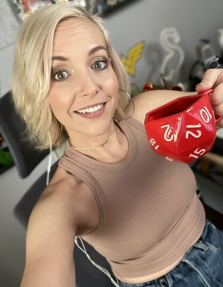 Nacktes geleaktes OnlyFans-Foto von Emma Fyffe