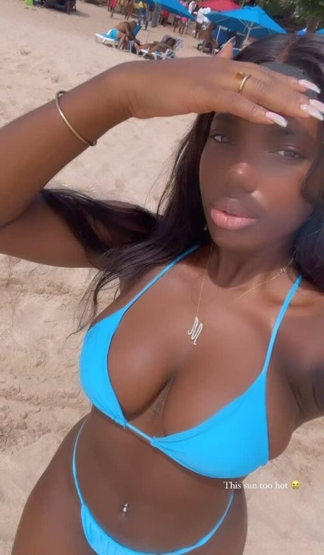 Melaxgoddess