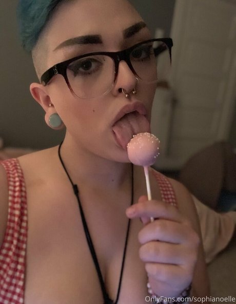 Nacktes geleaktes OnlyFans-Foto von Basilbabyy